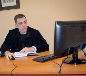 Aleksandar Milivojević - Aca Pjer - član Gradskog veća. Potrčko i slepi poslušnik velikog vođe!