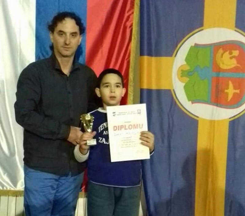 tenis-decaci