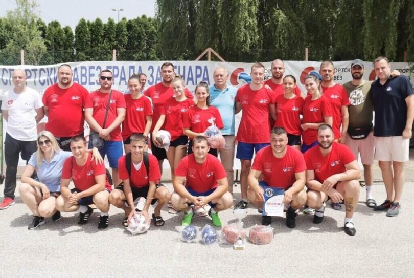 ekipa grljana seoske sportske igre