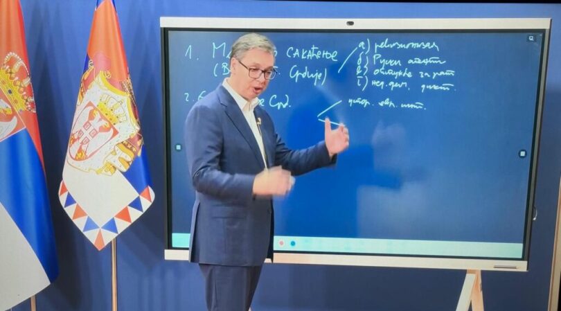 Aleksandar Vučić kraj srbije