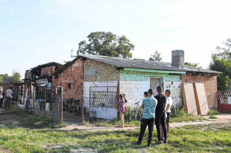 požar poginulo šest osoba