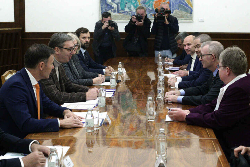 Vučić sa delegacijom MMF