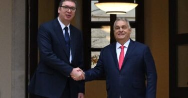 Vučić Do marta 2026. godine vozom do Budimpešte