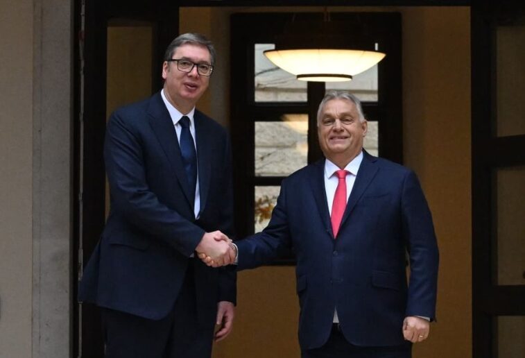 Vučić Do marta 2026. godine vozom do Budimpešte