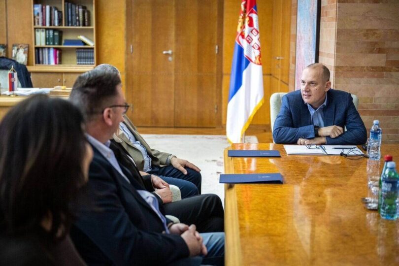 ČITAVE PORODICE ZDRAVSTVENIH RADNIKA SE VRAĆAJU U SRBIJU