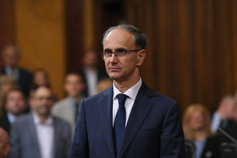 Novi predsednik vlade preuzeo dužnost