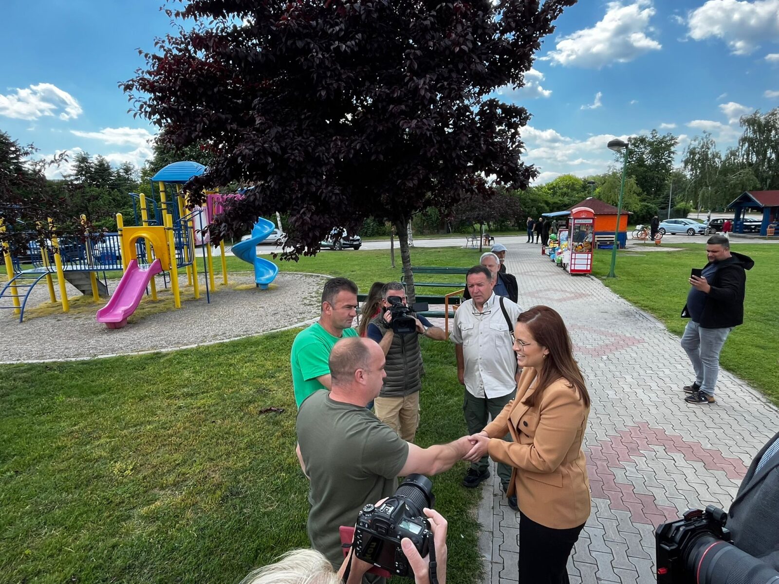 Ministarka Sara Pavkov posetila "Popovu plažu" u Zaječaru