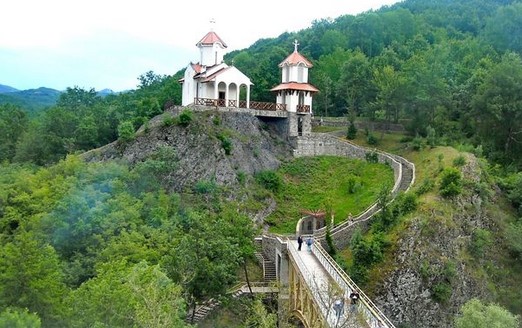 Prolom banja
